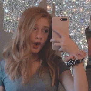 Meet your Posher, Charisa